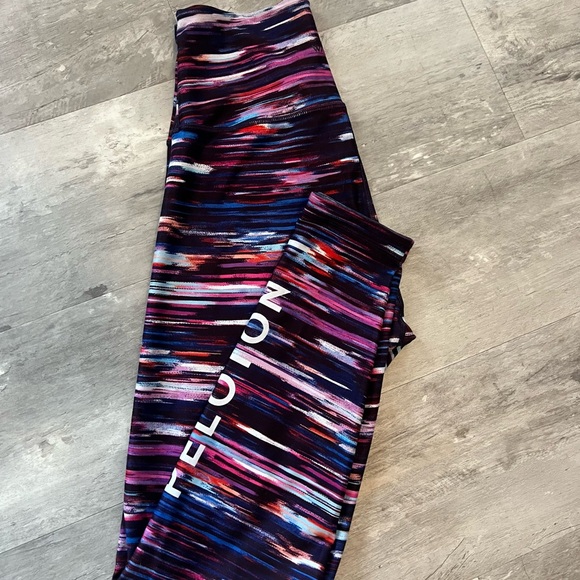 Peloton WITH multi colored workout set - Picture 3 of 4